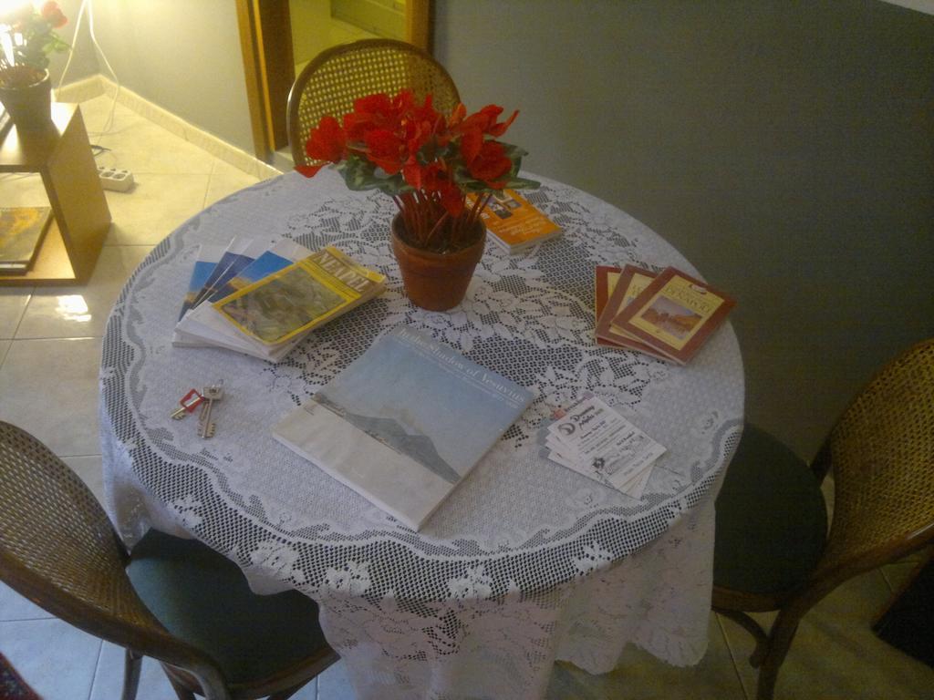 Dreaming Of Naples Bed and Breakfast Δωμάτιο φωτογραφία